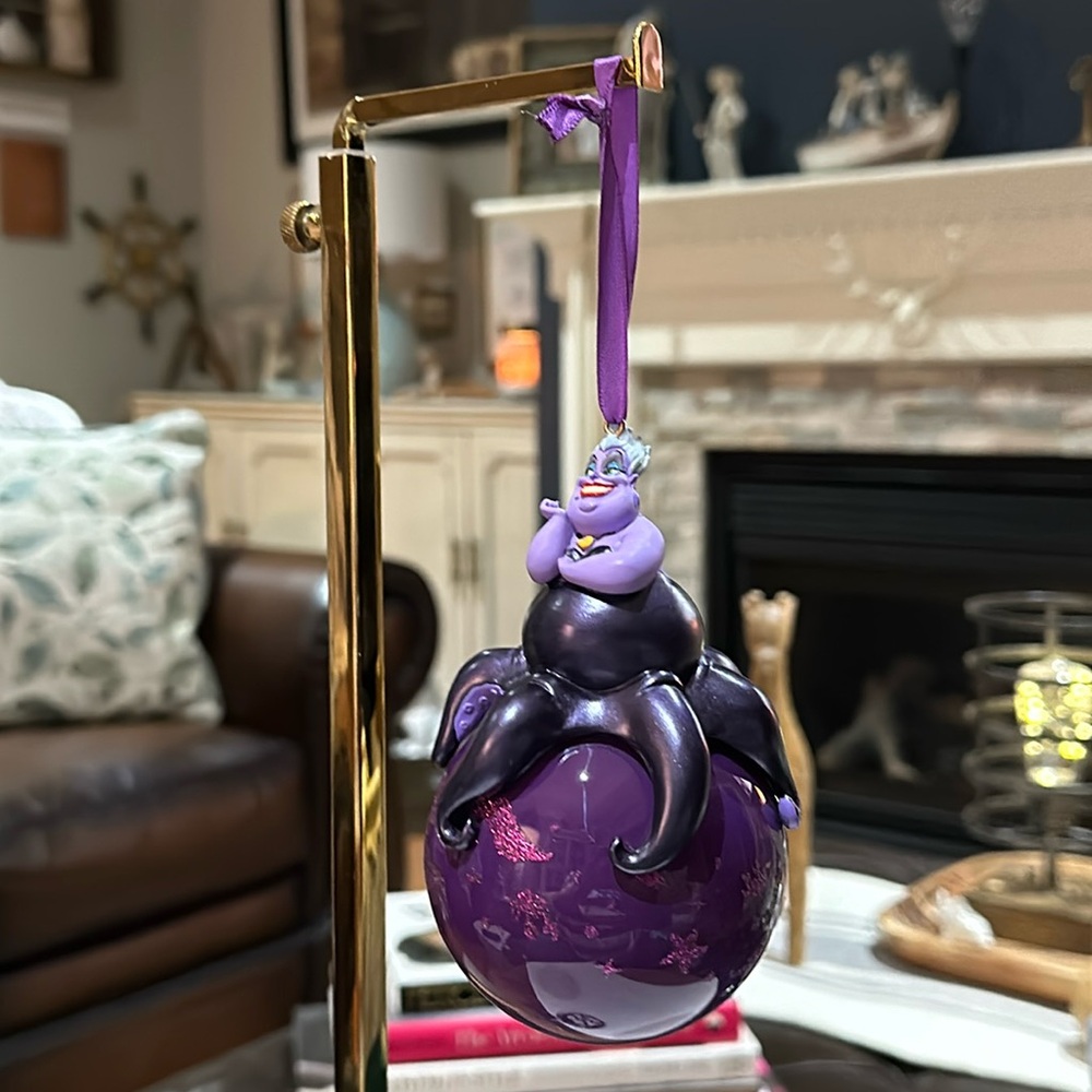DISNEY Store, RARE Ursula Purple Glass Ball Sketchbook Ornament, PRISTINE - Picture 6 of 17